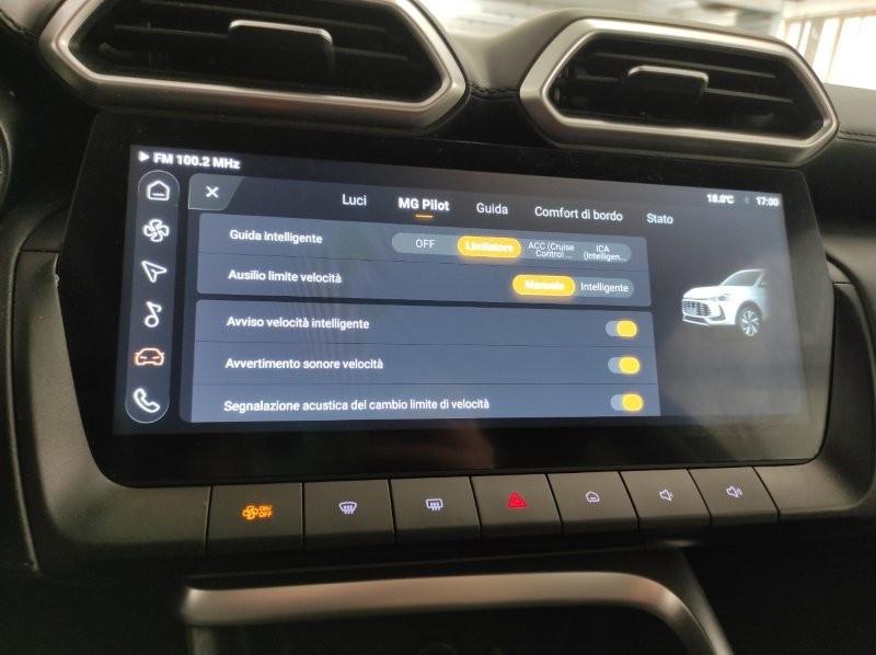 MG ZS (2024-->) - ZS 1.5 Hybrid+ Luxury
