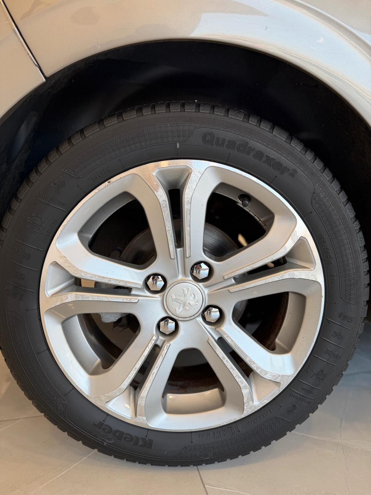 Peugeot 208 Restyling Allure