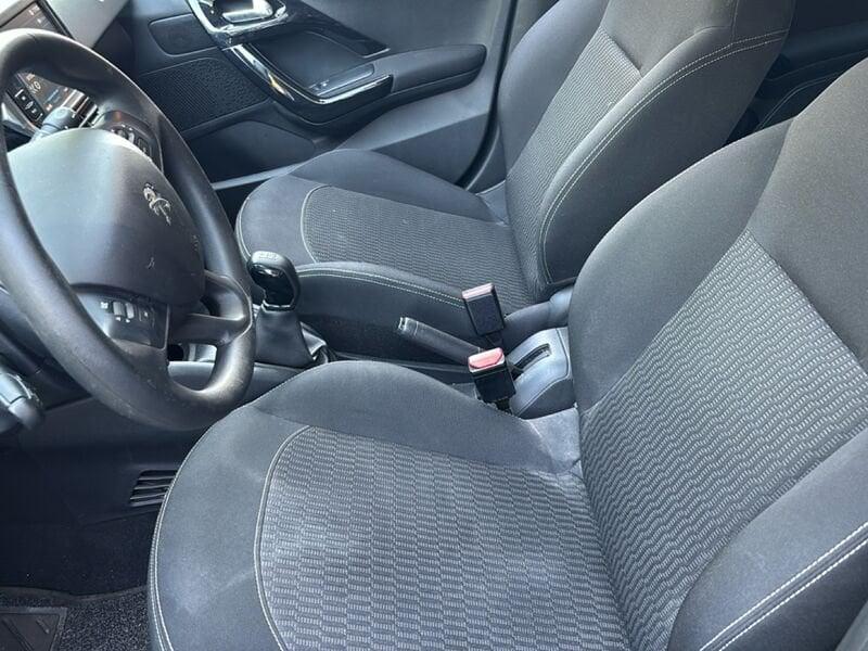 Peugeot 208 Active PureTech 82cv S/S Neopat. LEGGERA GRANDINE