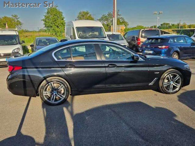 BMW 530 Serie 5 G30 Berlina LCI 530e Business auto - GM283
