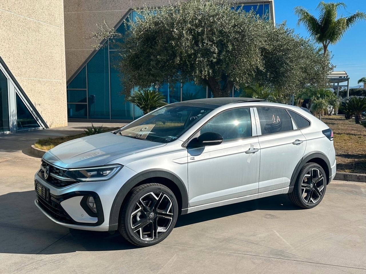 Volkswagen Taigo 1.0 tsi R-Line offerta T-Stock prezzo imperdibile