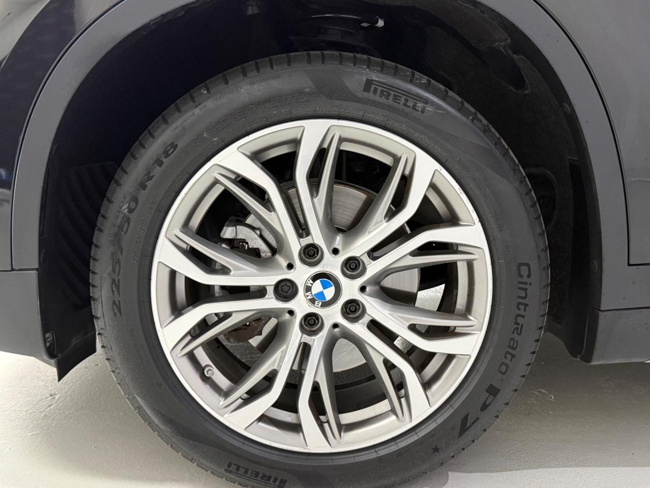 Bmw X1 sDrive18d xLine *Head Up*Pelle*Camera