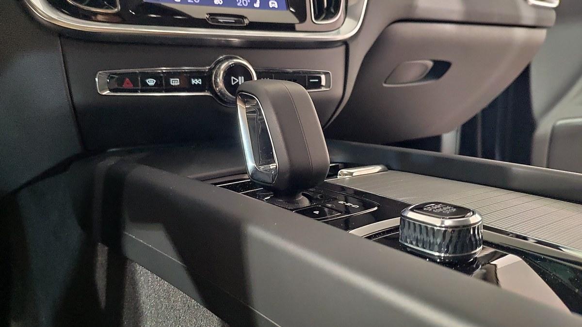 VOLVO V60 B4 Mild Hybrid Automatico Core