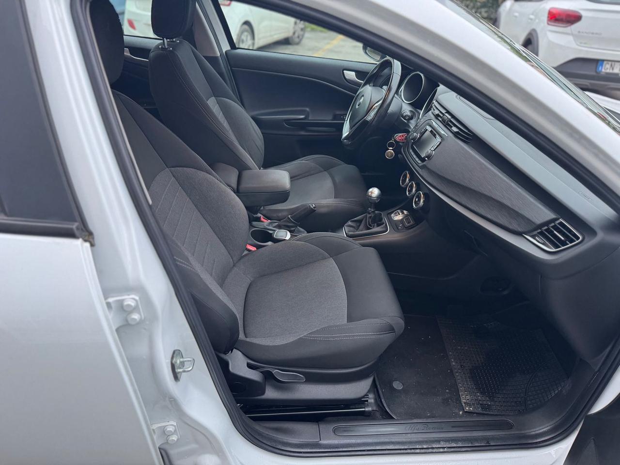 Alfa Romeo Giulietta Business 1.6 JTDM 16V #8350