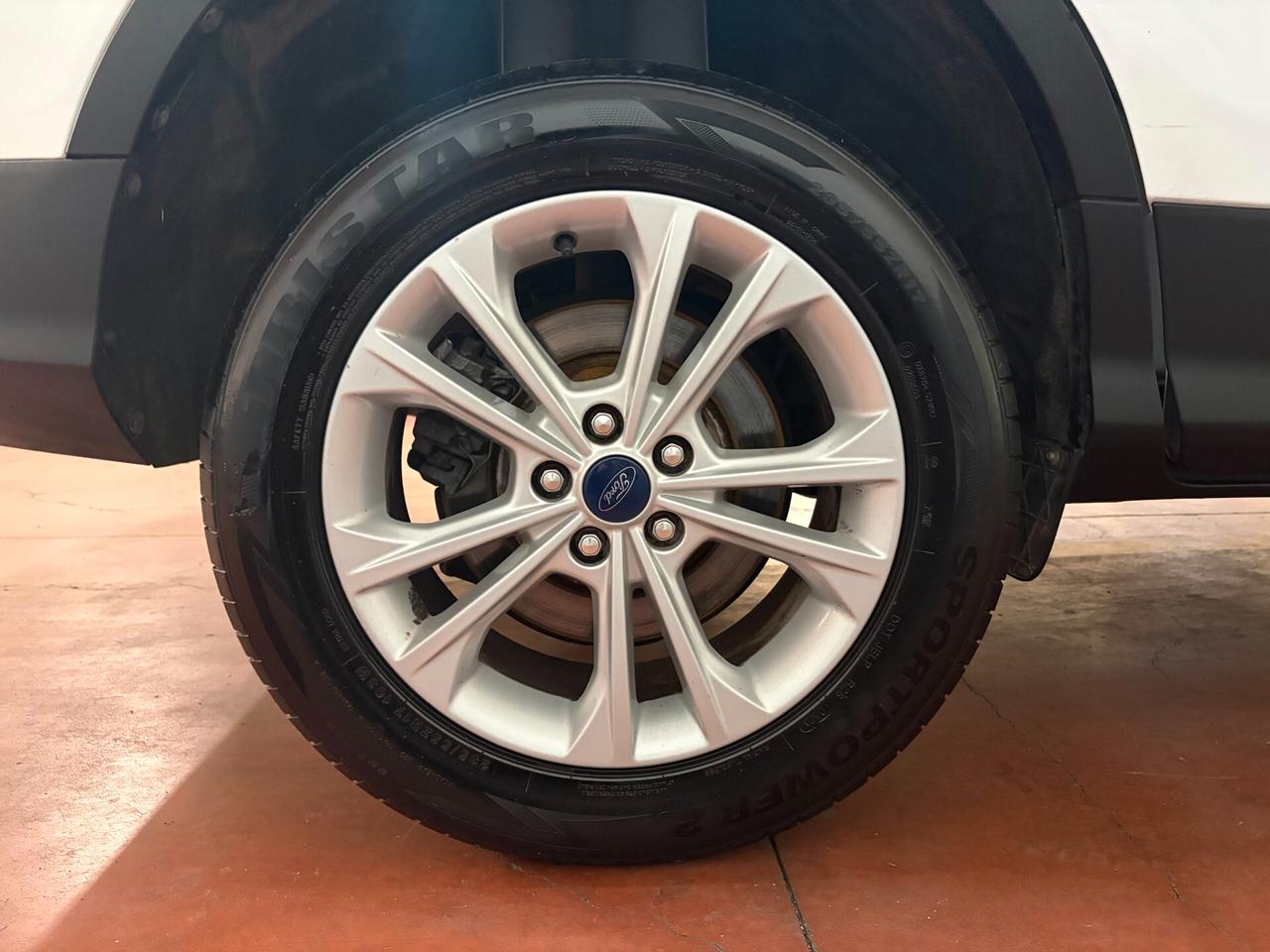 Ford Kuga 1.5 TDCI 120 CV S&S 2WD Titanium