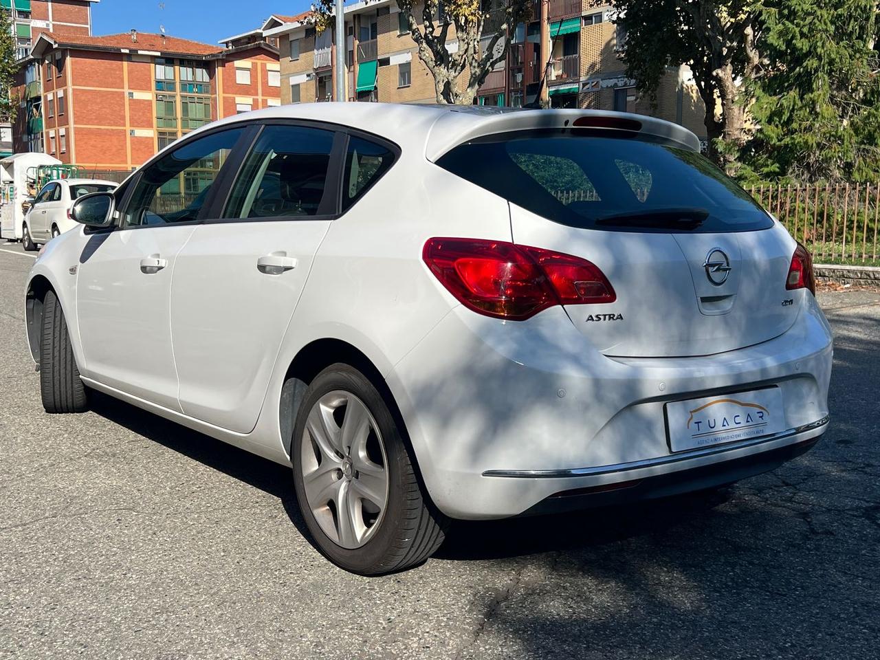 Opel Astra Cosmo 1.7 CDTI #6713