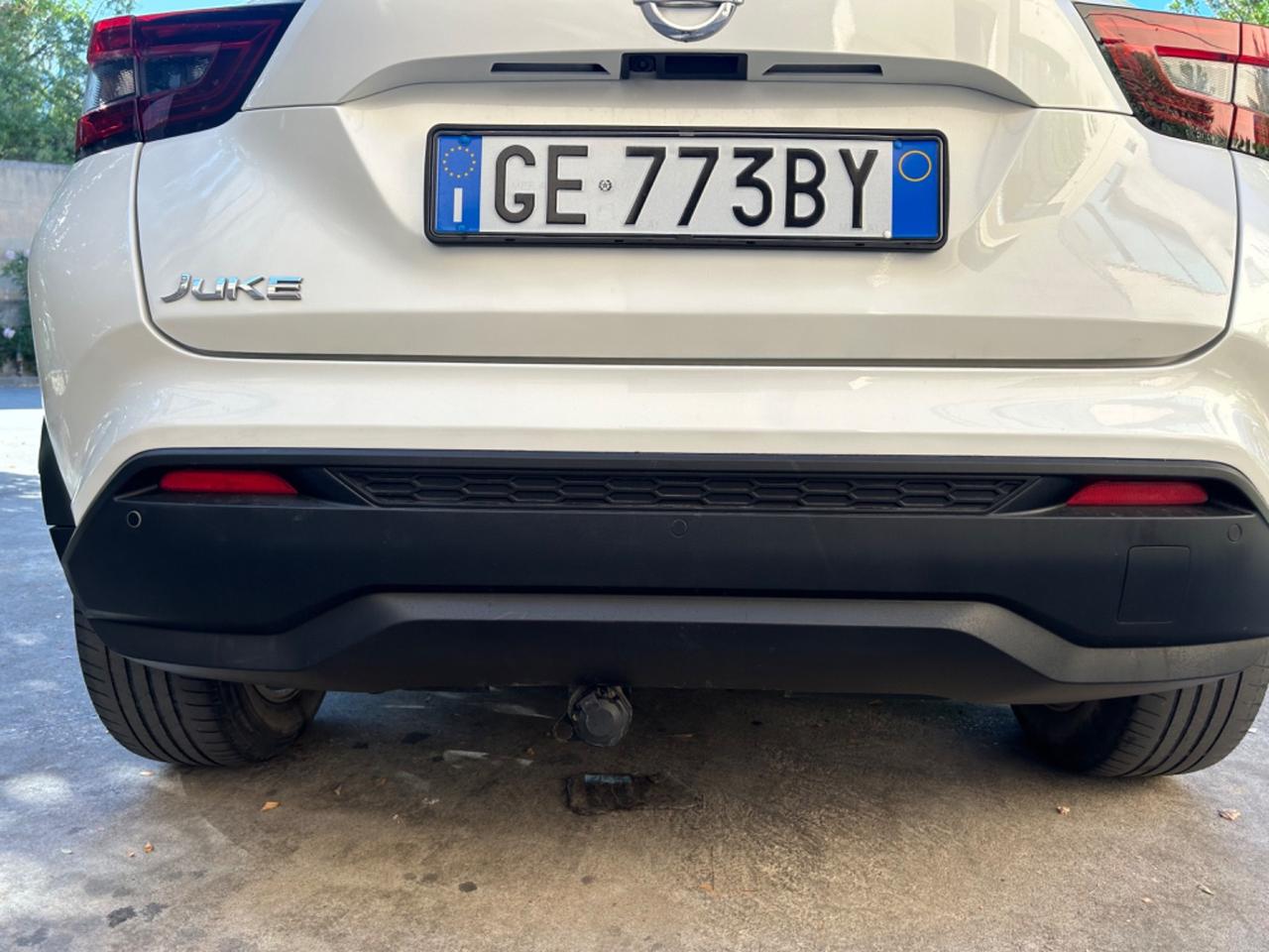 Nissan Juke 1.0 km. 69.000 GANCIO TRAINO!