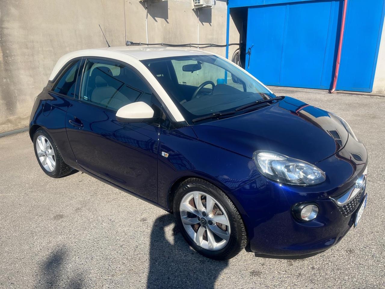 Opel adam 1.2 benz- full- km 77000-2015