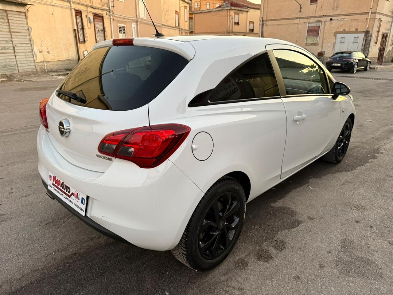 Opel Corsa 1.3 CDTI 95CV B-Color