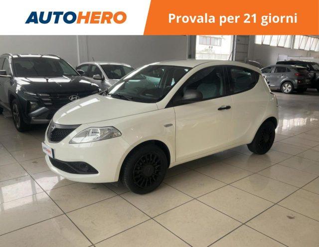 LANCIA Ypsilon 1.0 FireFly 5 porte S&S Hybrid Ecochic Silver