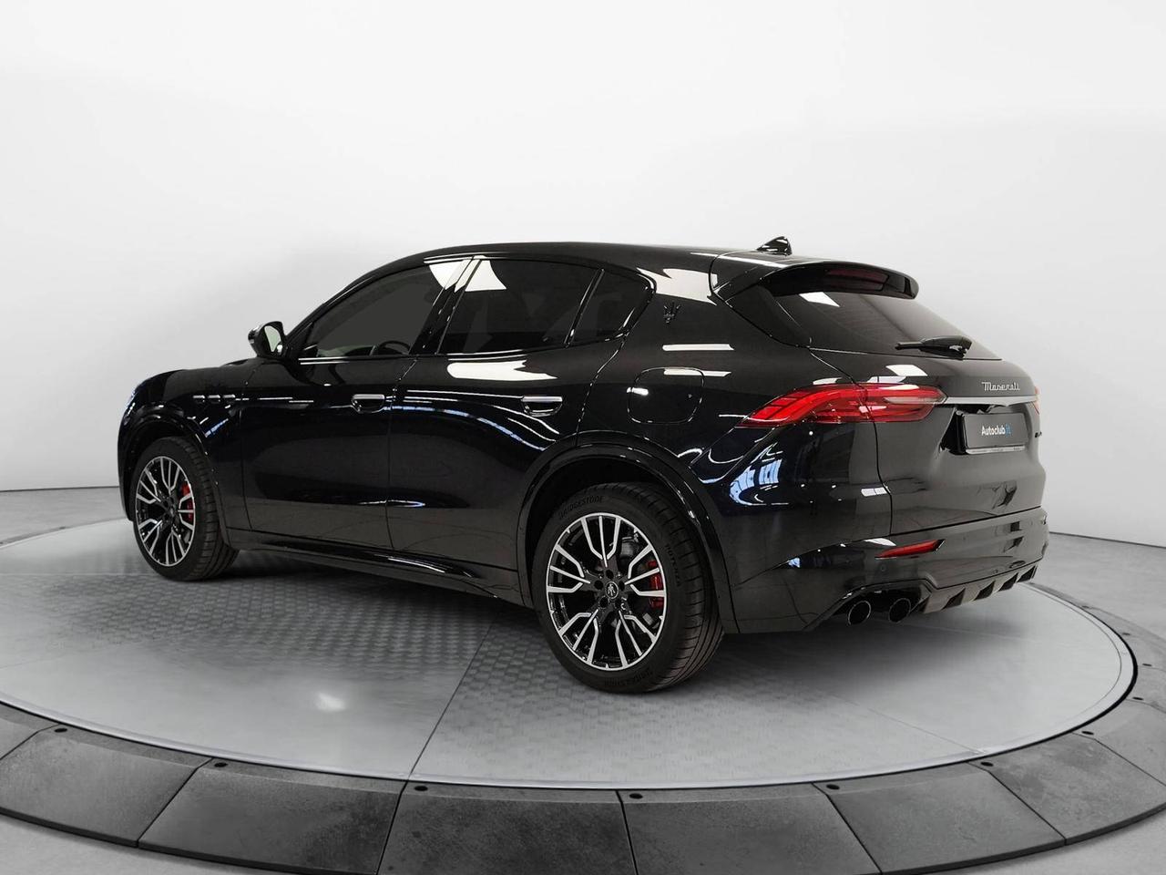 Maserati Grecale Modena 330cv