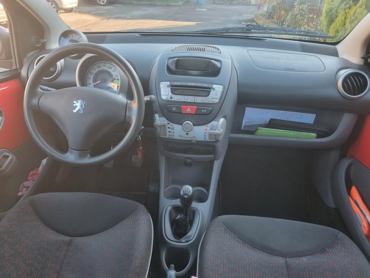 Peugeot 107 1.0 68CV 5p. Plaisir