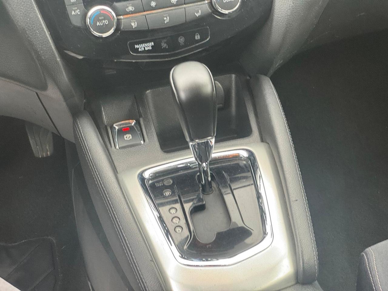 Nissan Qashqai 1.6 dCi automatica 131cv
