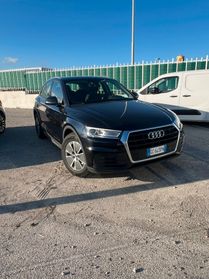 Audi Q5 30 TDI S tronic Business