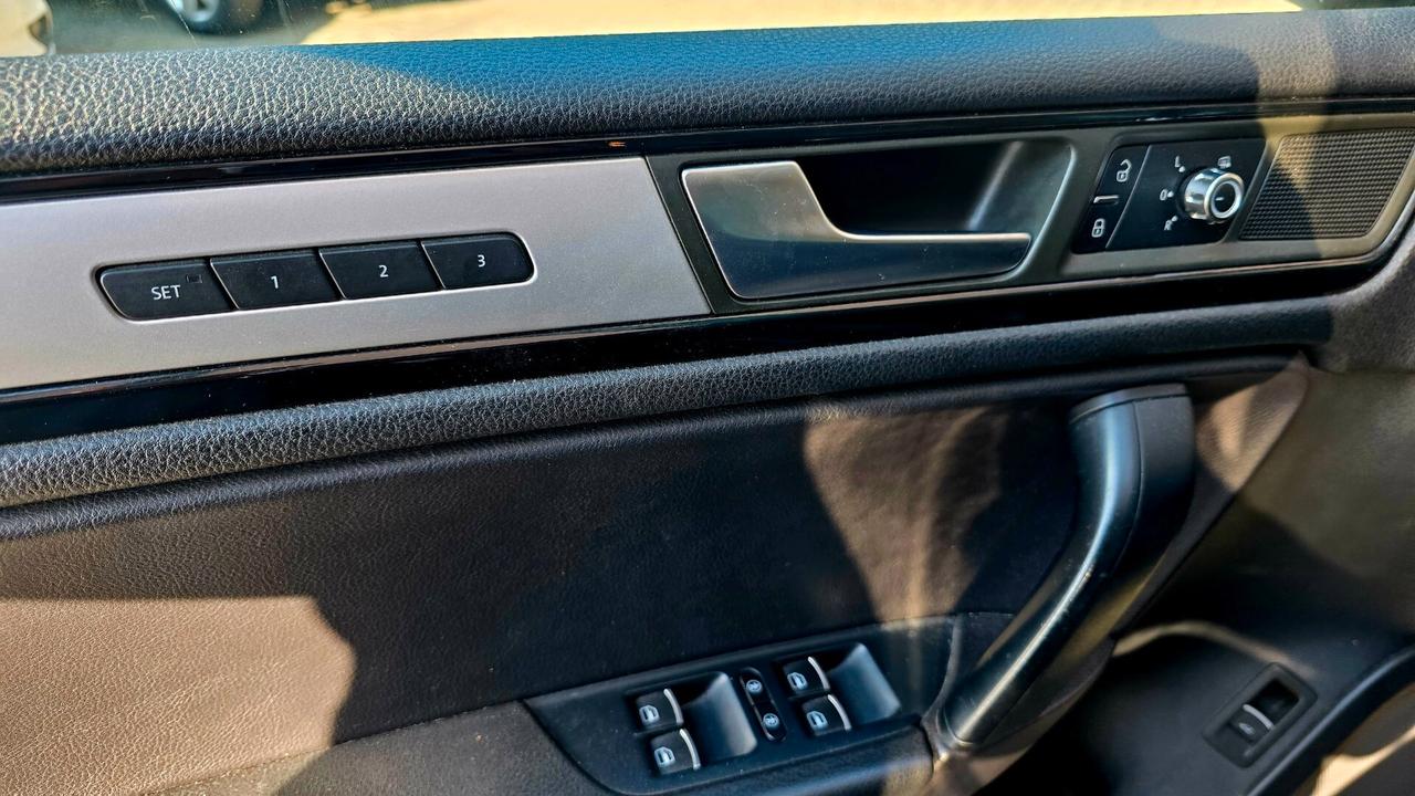 Volkswagen Touareg 3.0 TDI NESSUN LAVORO DA FARE