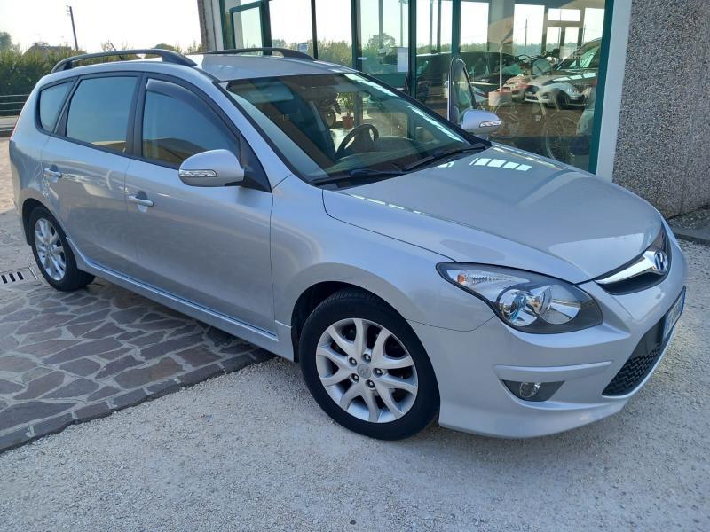 Hyundai i30 CW 1.6 crdi Comfort 128cv
