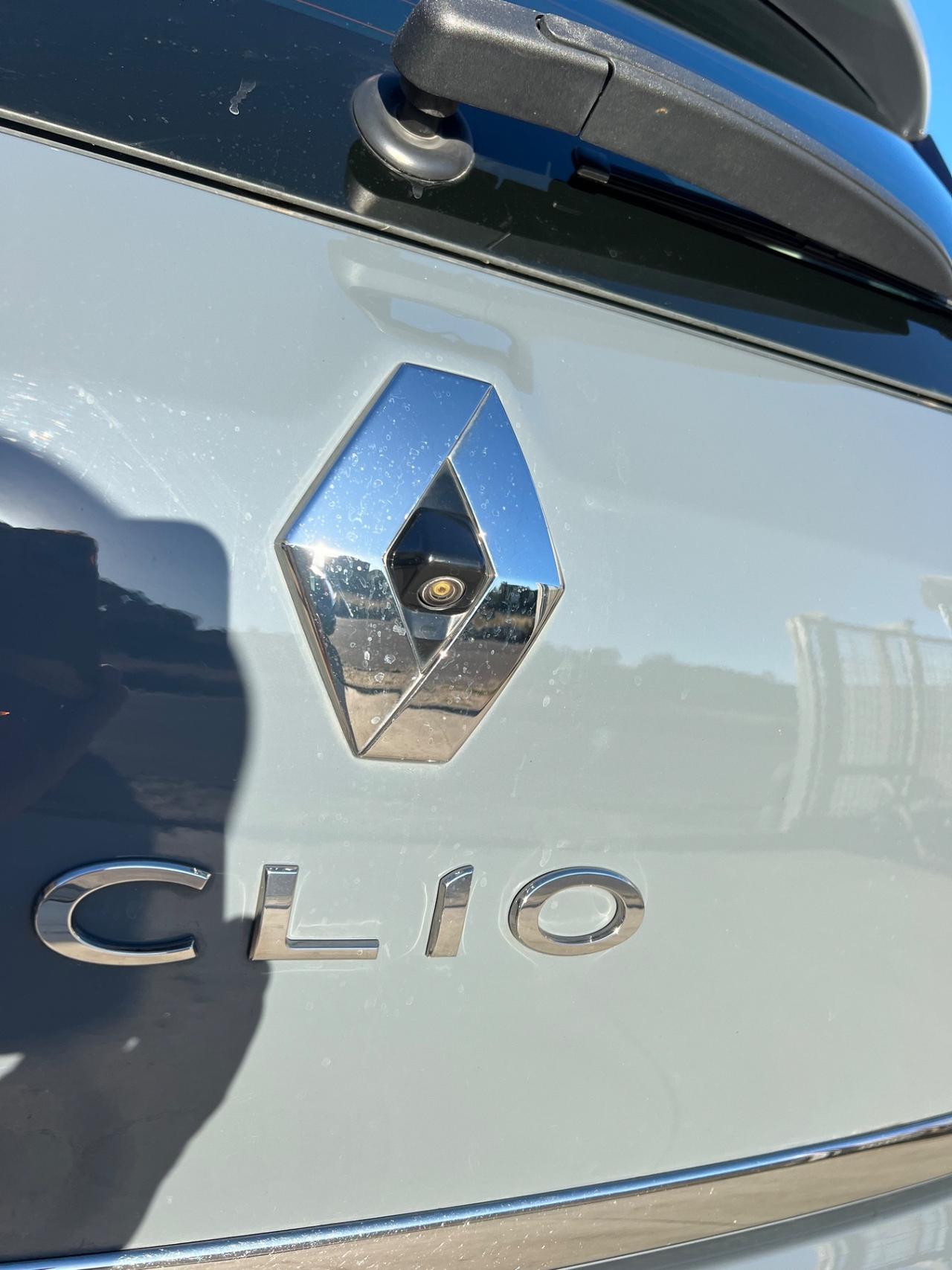 Renault Clio dCi 8V 75 CV 5 porte Moschino Life