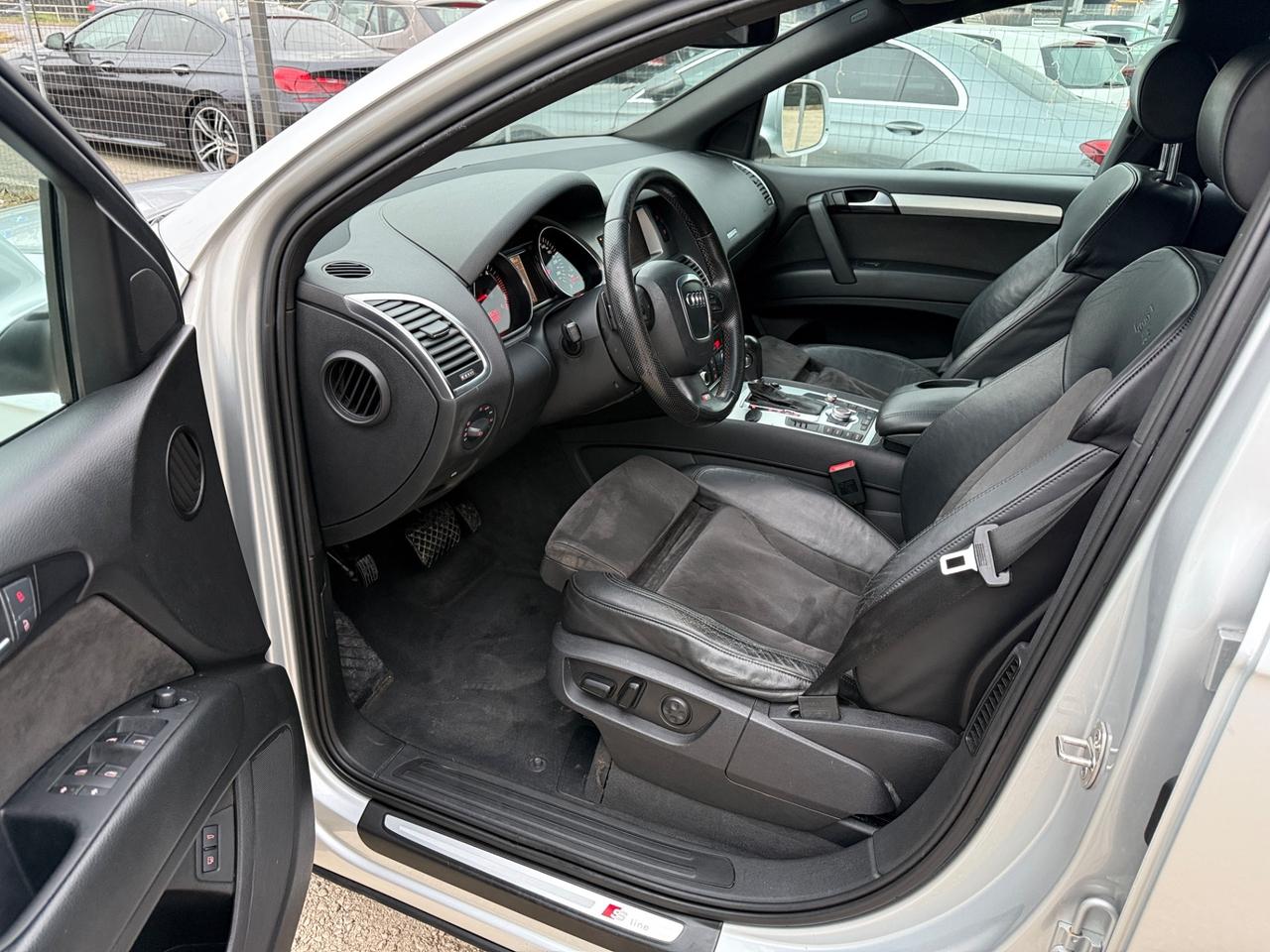 Audi Q7 3.0 V6 TDI 240 CV quattro S-Line 7 posti