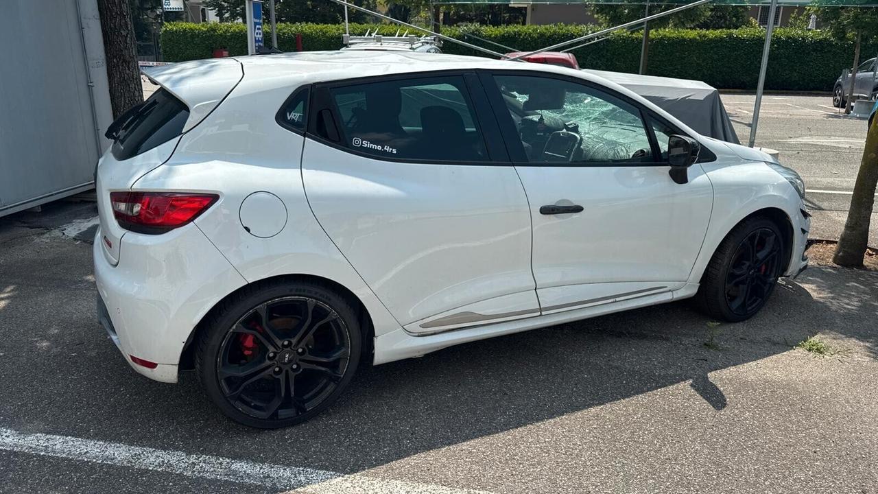 CLIO RS INCIDENTATA AIRBAG BUONI!!!