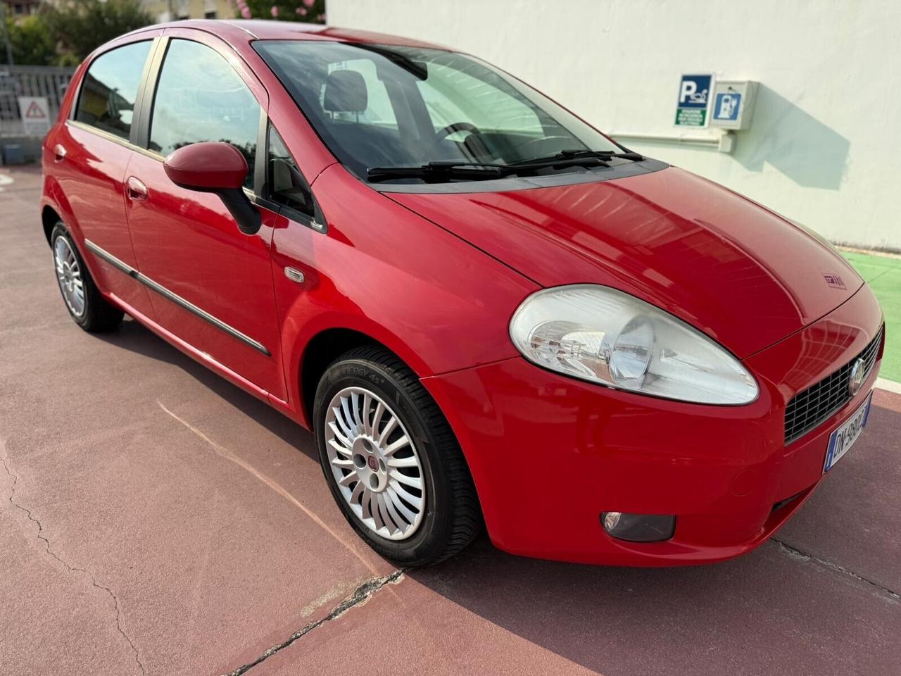 Fiat Grande Punto AUTOMATICA 1.4 5 porte Dynamic GPL 2028