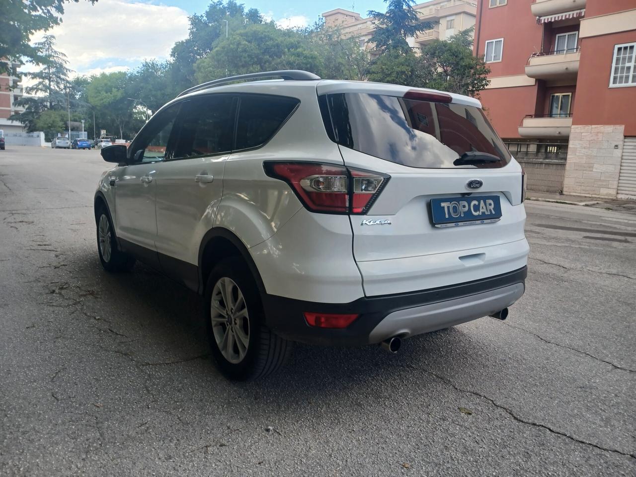 Ford Kuga 1.5 TDCI 120 CV S&S 2WD Titanium