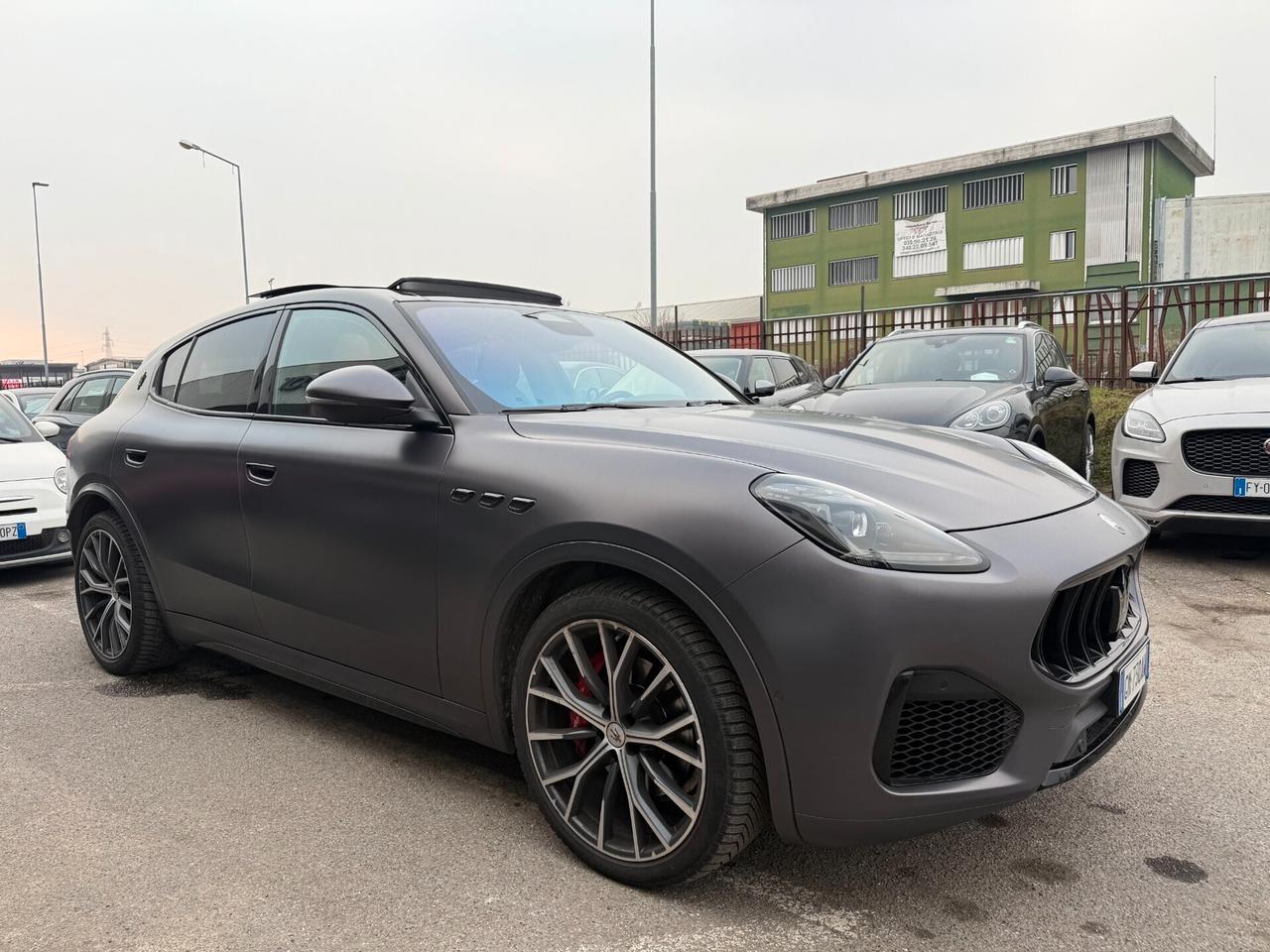 Maserati Grecale Grecale 2.0 mhev Modena 330cv auto Elettrica/Benzina