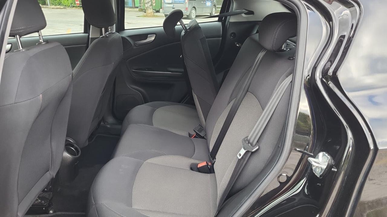 Alfa Romeo GIULIETTA 1,6 JTDM-2-UNICO PROPRIETARIO