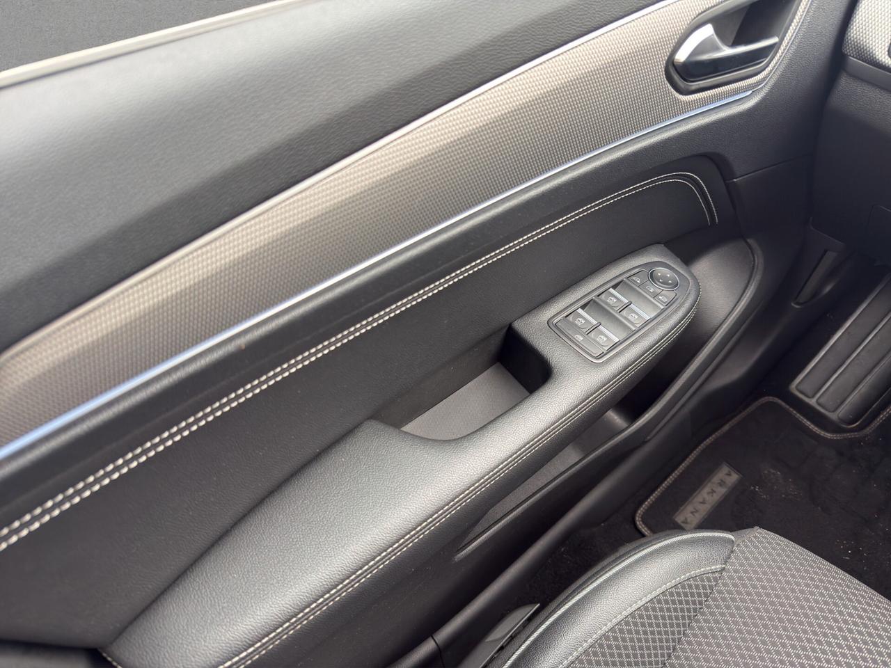 Renault Arkana Hybrid E-Tech 145 CV Intens