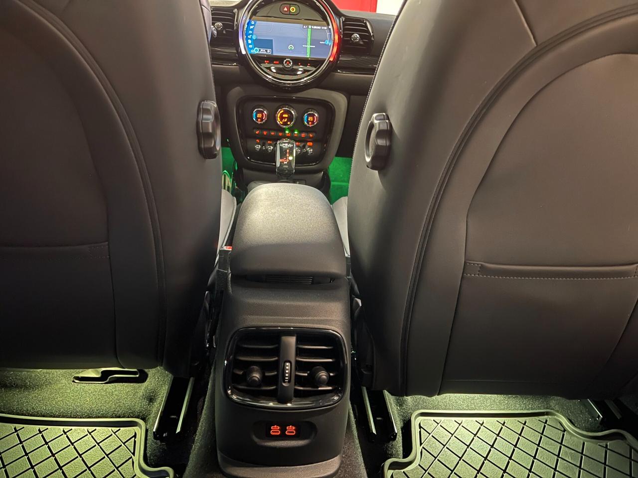 Mini Clubman John Cooper Works ALL4 2.0 JCW 306cv c.auto-LEGGI SOTTO