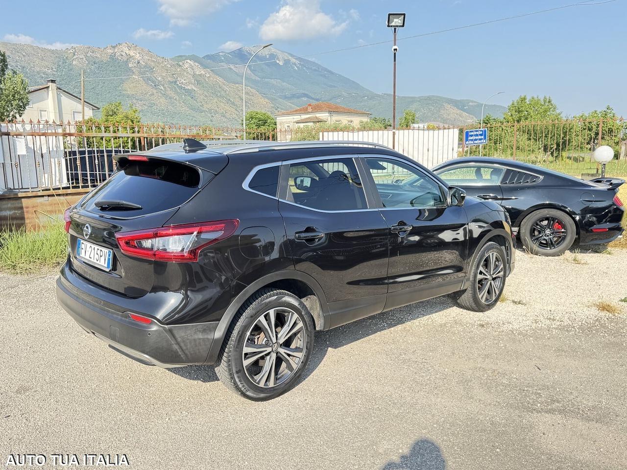 nissan qashqai 1.5 dci tekna tetto navi