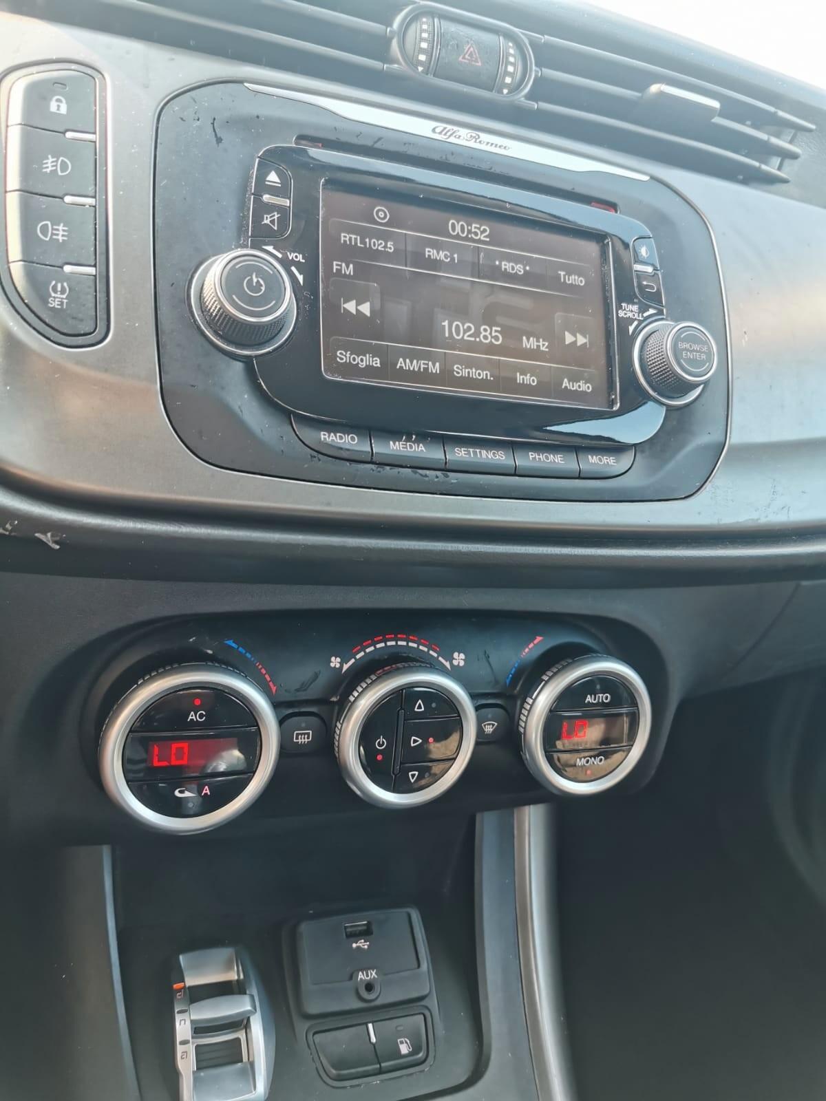 Alfa Romeo Giulietta 1.4 Turbo 120 CV GPL Distinctive