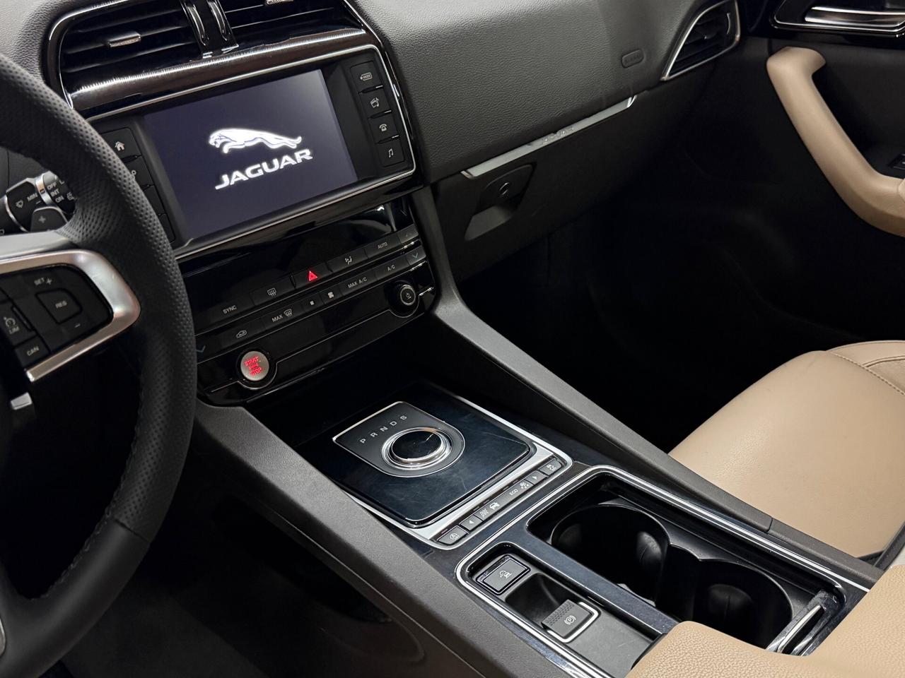 Jaguar F-Pace 2.0 D 180 CV - 24 MESI DI GARANZIA