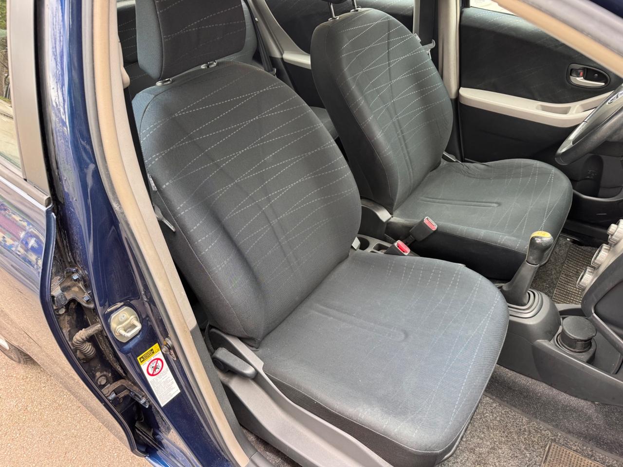 Toyota Yaris 1.4 D-4D 5 p neopaten garanzia 12 mesi