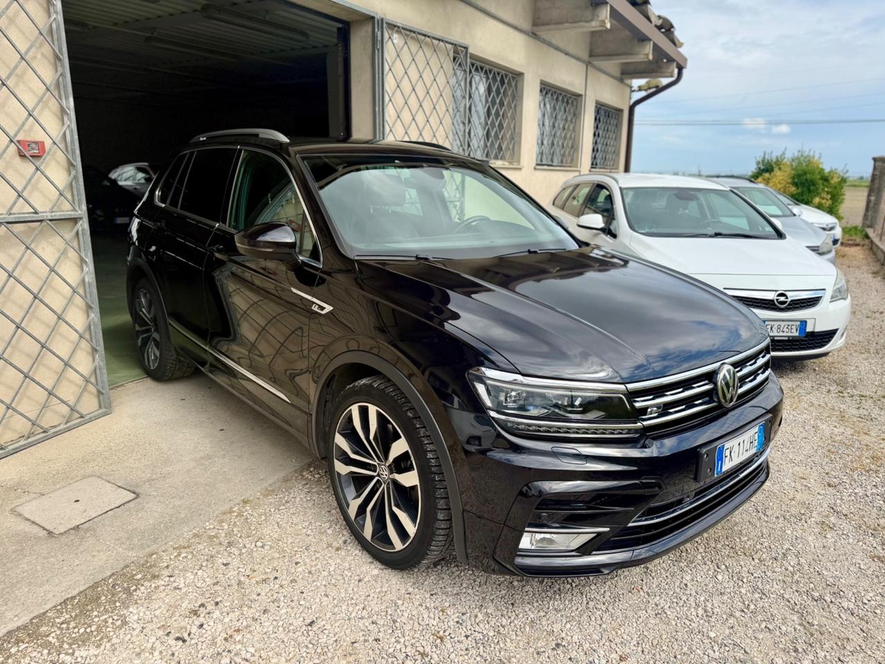Volkswagen Tiguan 2.0 BiTDI SCR DSG 4MOTION Advanced R-Line BMT