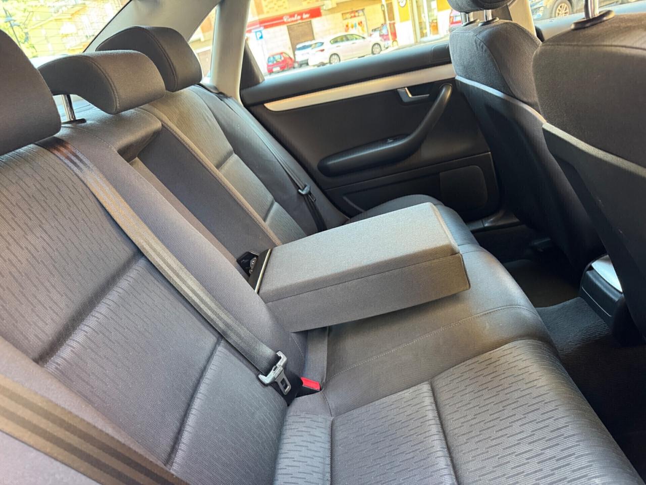 Audi A4 2.0 16V TDI Consegna tutta Italia