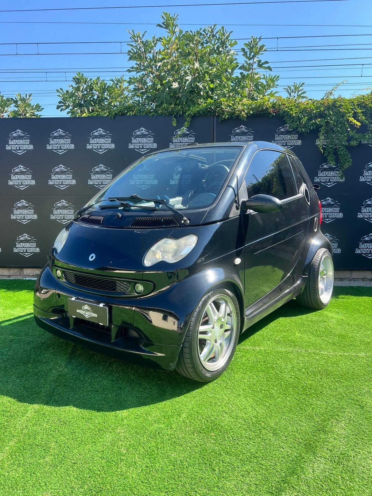 Smart ForTwo 700 cabrio Brabus (55 kW)
