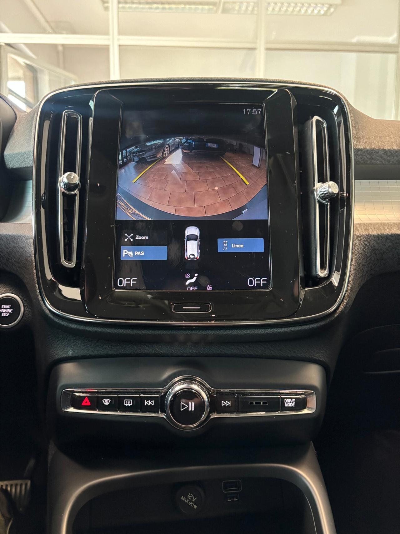 Volvo XC40 2.0 d3 Business Plus *IVA22%*EURO6D-TEMP