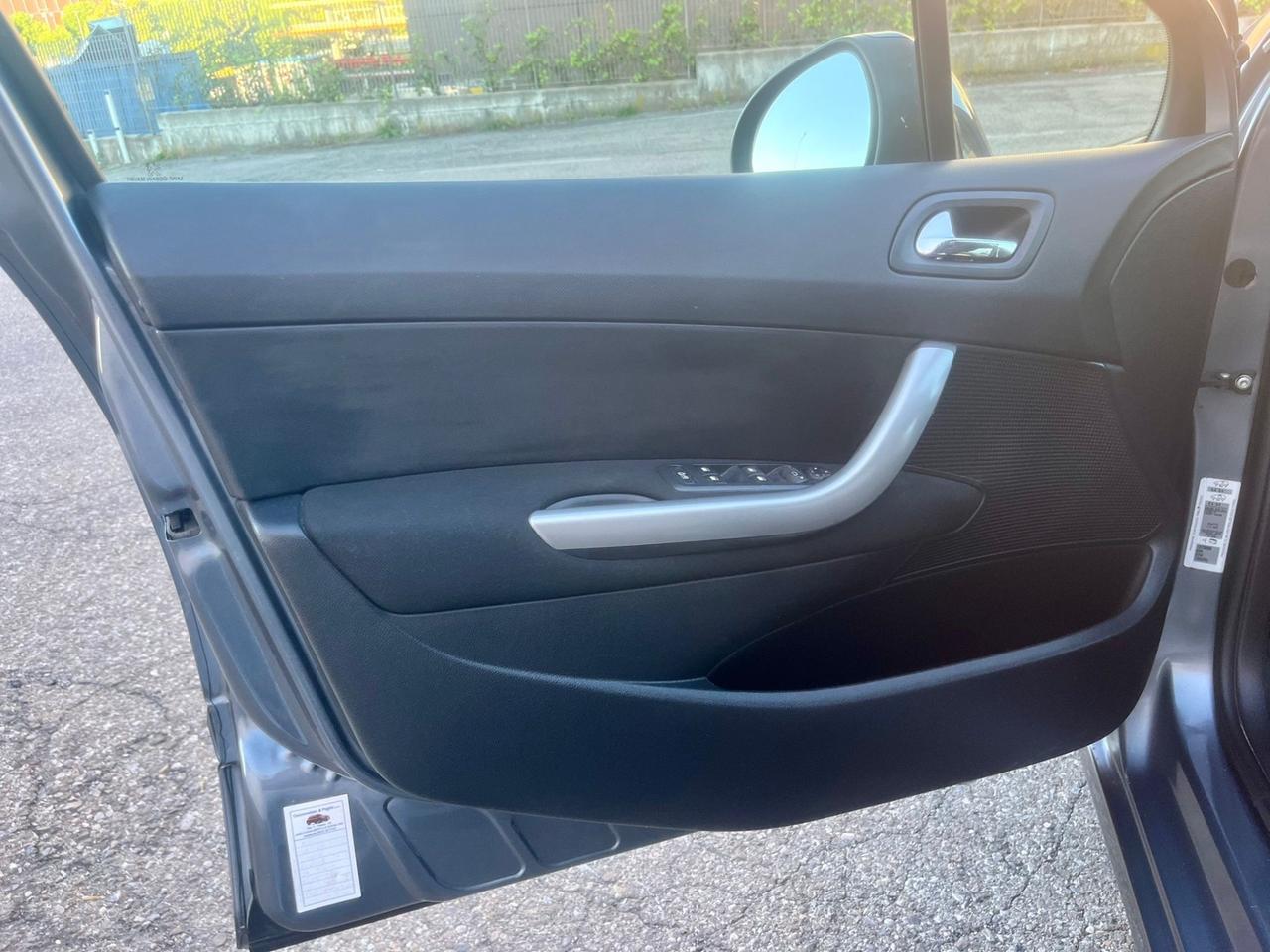 Peugeot 308 1.6hdi 2012 152.000km perfetta per neopatentati