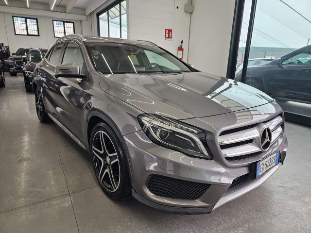 Mercedes-Benz GLA 250 GLA-X156 2014 Premium 4matic auto