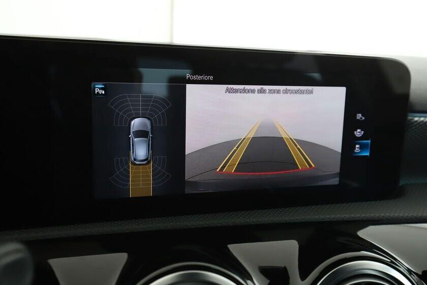 Mercedes-benz A 180d Automatic Sport Plus Led Ambient