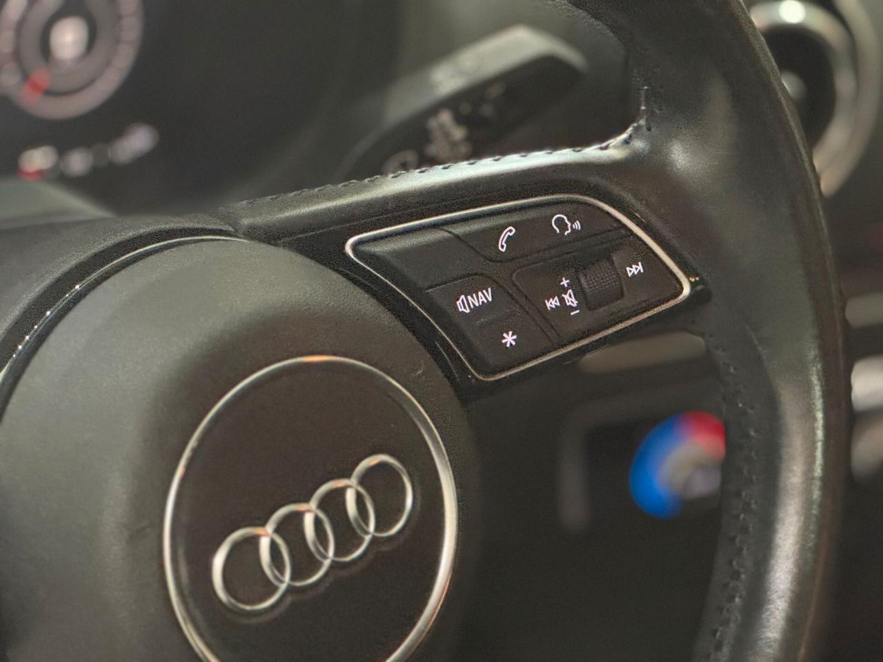 Audi A3 Sedan 30 TDI S tronic Sport