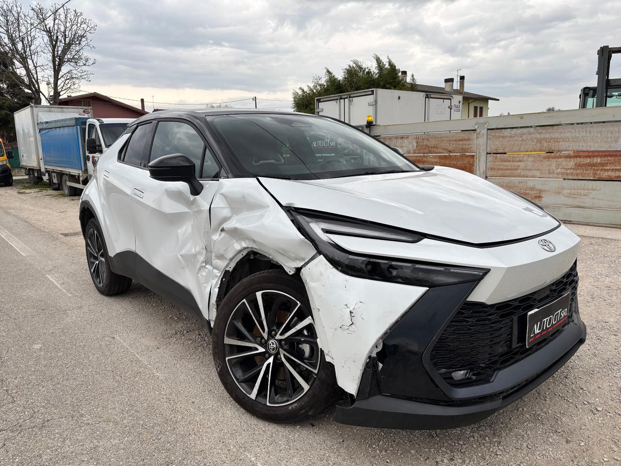 Toyota C-HR 2.0 PHEV Lounge