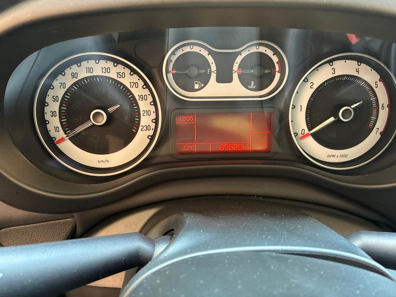Fiat 500L 1.6Mjet 105CV perfetta garantita-14