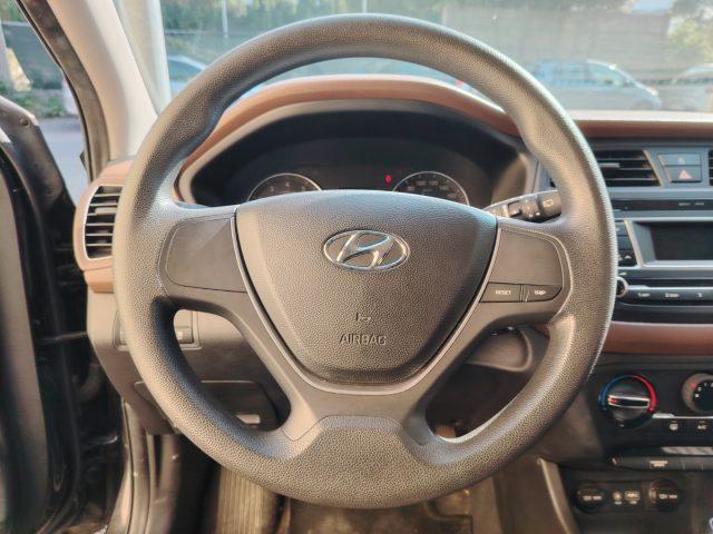 HYUNDAI i20 1.4 5 porte Comfort NEOPATENTATI PREZZO REALE