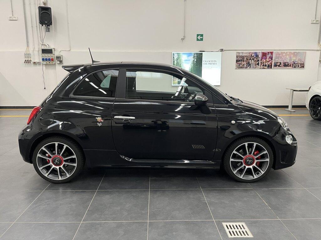 Abarth F595 1.4 T-Jet