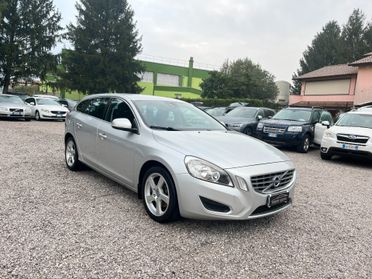 Volvo V60 D3 Geartronic Summum