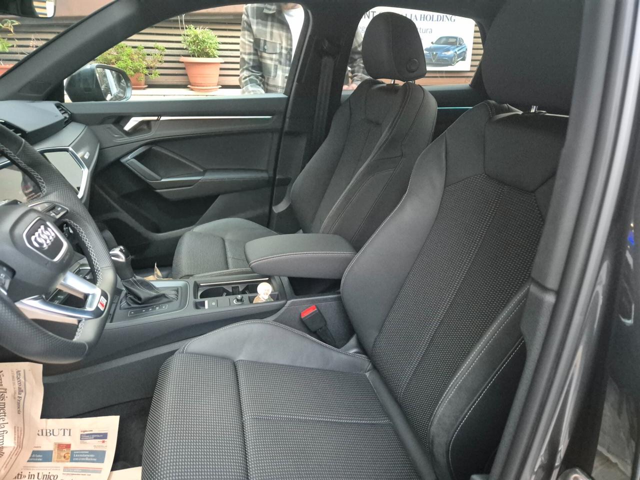 Audi Q3 SPORTBACK SPB 35 TDI S tronic line IDENTITY BLACK