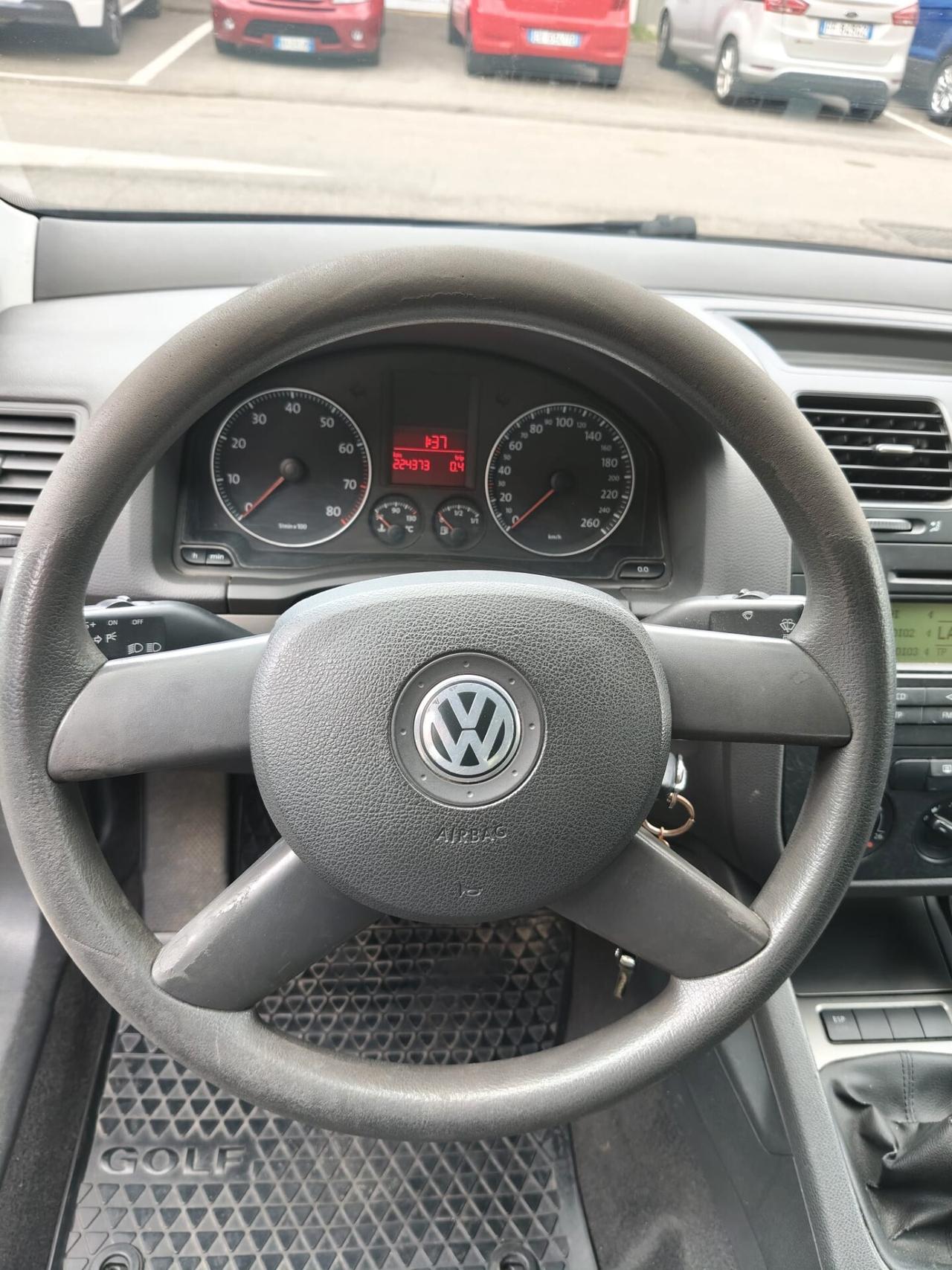 Volkswagen Golf 1.6 16V FSI 5p. Comfortline