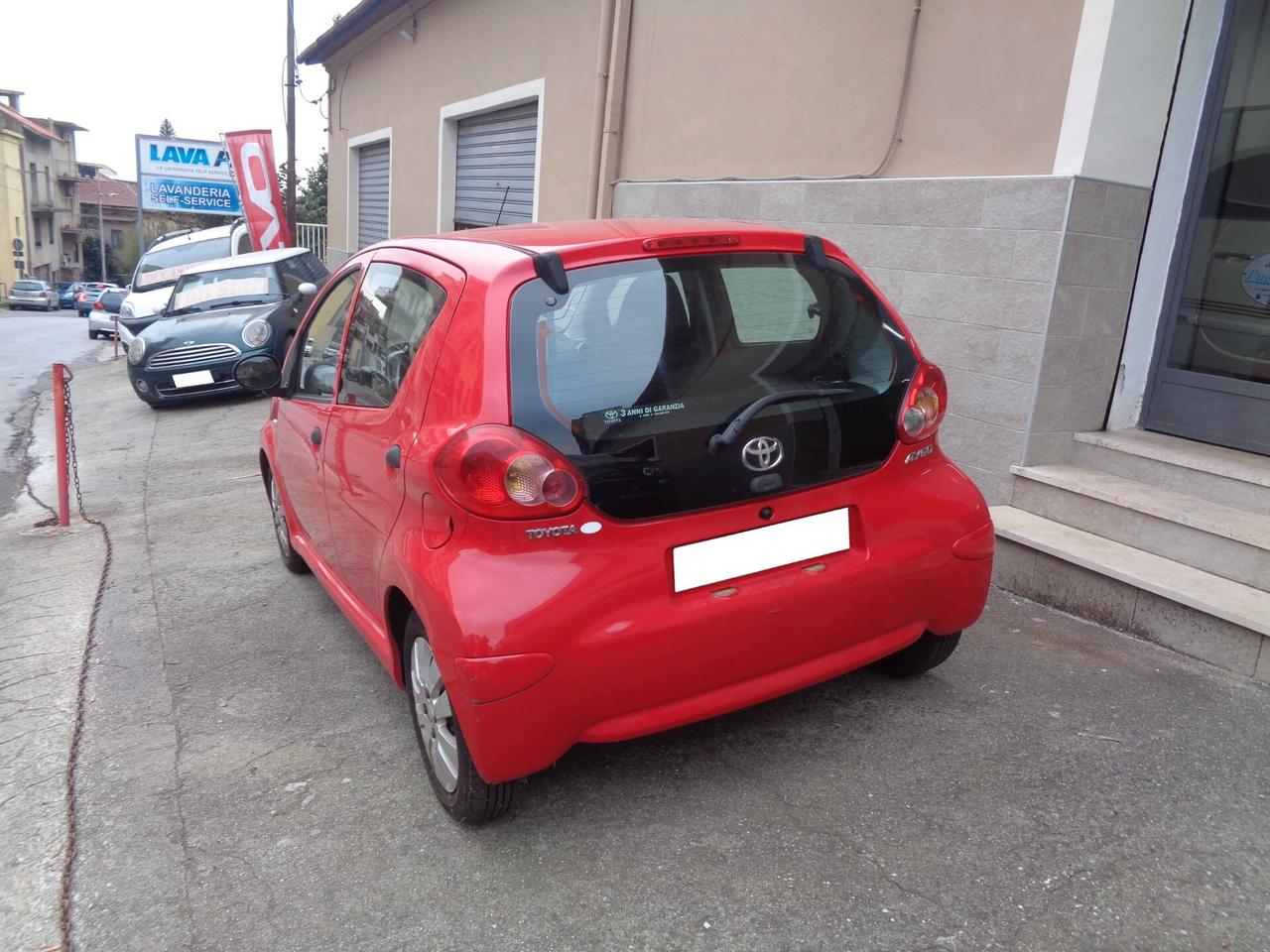 Toyota Aygo 1.0 68CV 5 porte (Finanziabile)