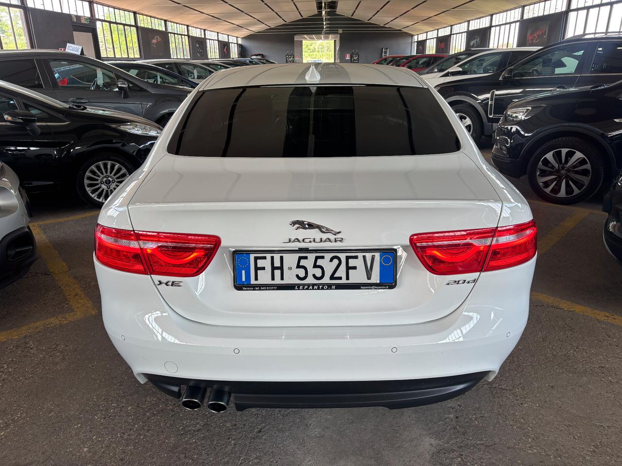 Jaguar XE 2.0 D Turbo 180CV aut. Prestige Business Edition